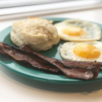 Myers' Front Porch food