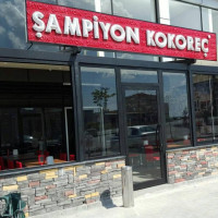 Şampiyon Kokoreç outside