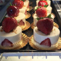 Fleur De Lis Gourmet Bakery food