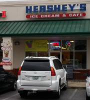 Hershey's Ice Cream outside