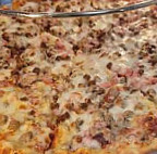 Elkader Pizzeria food