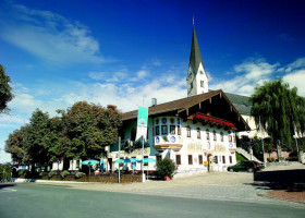 Alter Wirt Hotel Bonnschlossl inside