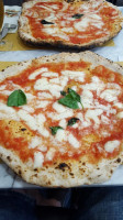 L'antica Pizzeria Da Michele food