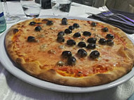 Pizzeria E Riatoranre Il Faro 2 food