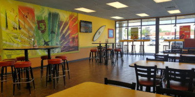 Taco Del Mar inside