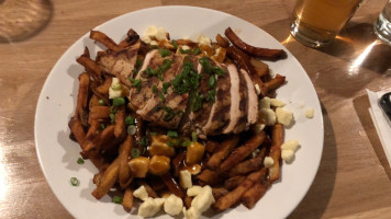 Noire Et Blanche Microbrasserie food