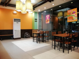 Mang Inasal Remolador St. inside