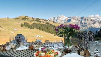 Les Marmottes-cuisine Terroir En Altitude food