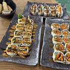 Rollbotto Sushi food