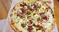 Mod Pizza food