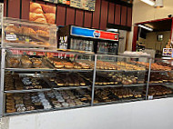 Henry's Donuts food