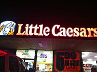 Little Caesars Pizza outside