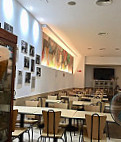 Caffe Dei Pittori inside