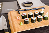 Sushicatessen food