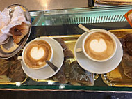 Del Cappuccino food