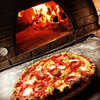 Tredici Wood Fired Pizzeria Bakery food