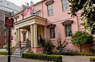 Olde Pink House outside