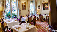 Laduree Paris Champs-elysees food