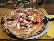 Pizzeria Angelo food