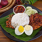 Pinss Nasi Lemak (rice.nasi.fan) food