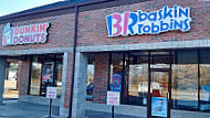 Baskin-robbins outside