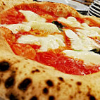 Pizzeria Pomodoro E Mozzarella food