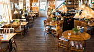 Brasserie 'de Taanketel' Marken inside