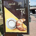 Mcdonald's Avila outside