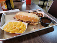 Soulman's B-que food