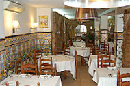 Canyes Restaurant food