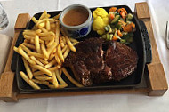 Au Boeuf Rouge food