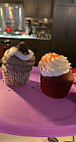 Gigi's Cupcakes Bee Cave food