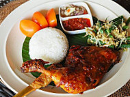 Nasi Kukus Hijrah food