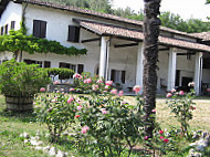 Agriturismo Il Rovere outside