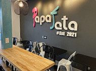 Papafeta inside