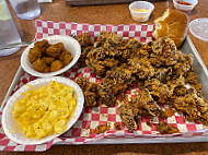 Sam’s Southern Eatery food