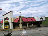 Mazzio's Italian Eatery outside