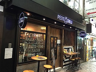 Petit Deli