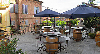 Barolo Bar & Grill