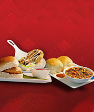 Mumbaiya Misal And Vadapav