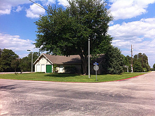 Oakwoods Diner