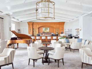 Lobby Lounge At Montage Laguna Beach