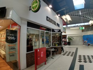 Center Pub