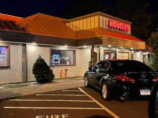 Hooters Wethersfield