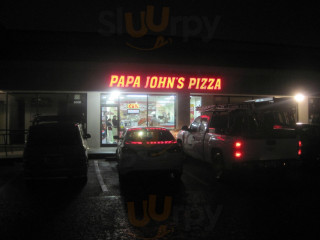 Papa Johns Pizza