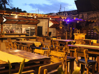 Vito's Terraza