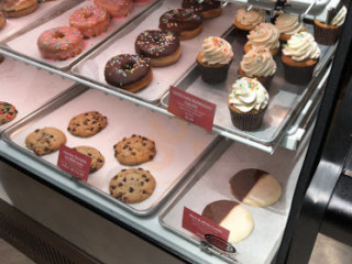 Carlo's Bakery