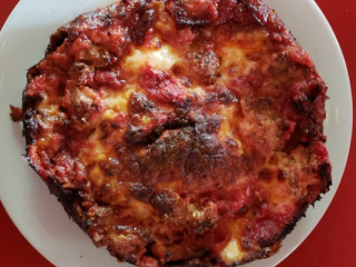 Pequod's Pizza