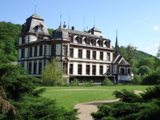 Schloss Ahrenthal