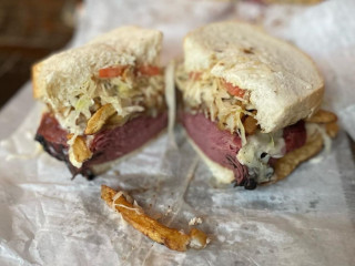 Primanti Bros